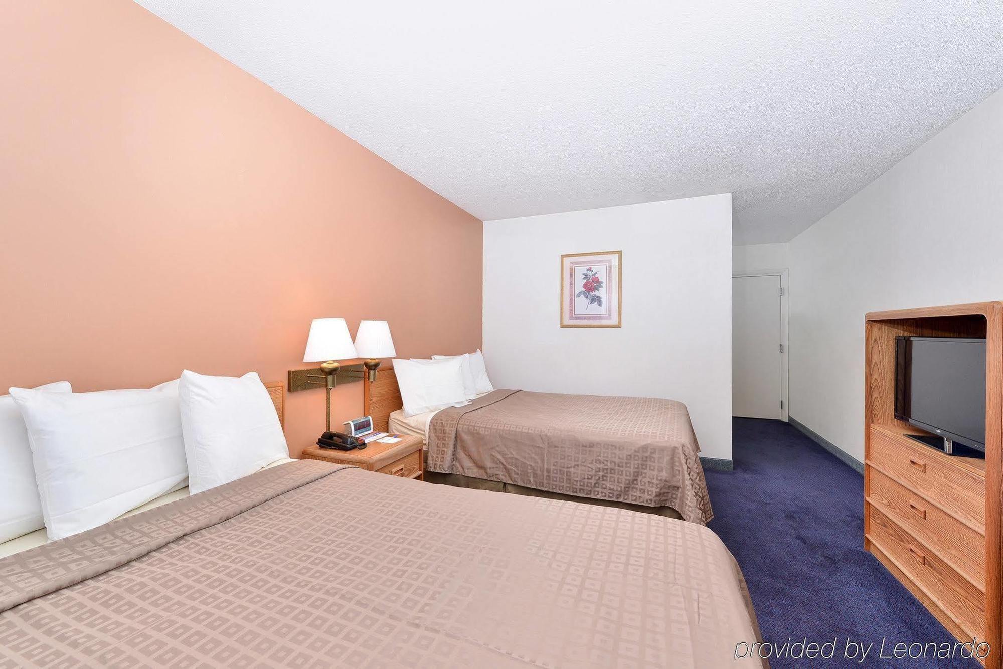 Americas Best Value Inn Ashtabula/Austinburg Exterior foto